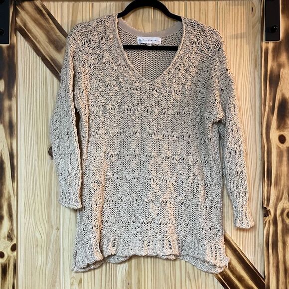 Chelsea & Theodore Textured Sweater Tan XS - Picture 1 of 5